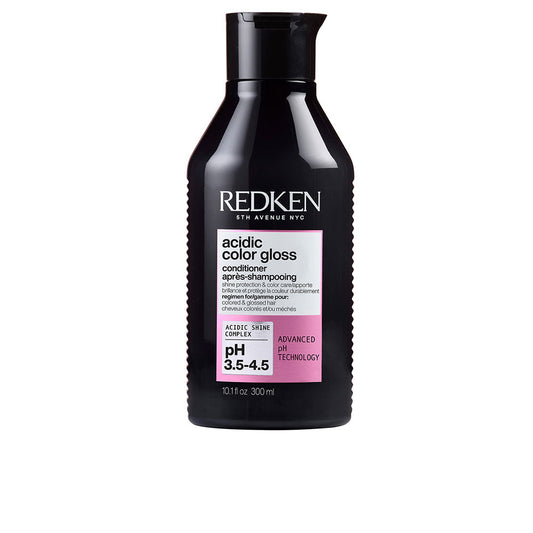 ACIDIC COLOR GLOSS conditioner enhances the shine of your color 500 ml