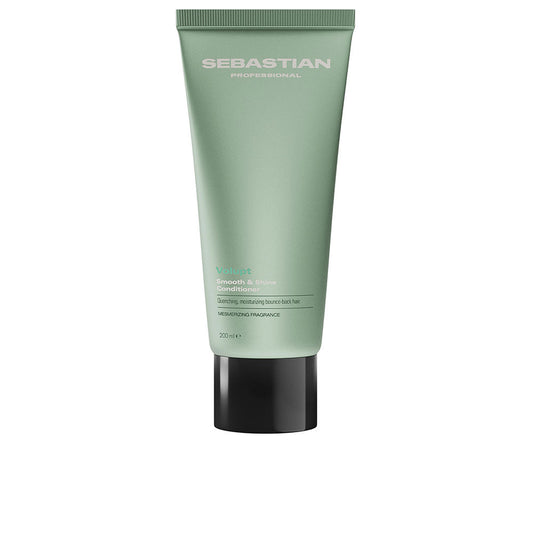 VOLUPT professional volumizing conditioner provides body with movement and lightness 200 ml