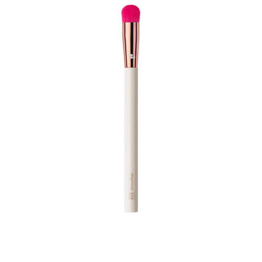 Ubu - Urban Beauty United Kitty Saint Fluff Blending Brush 1 U - Salevare.com